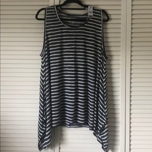 NWT Lane Bryant Tank with long hem size 22/25